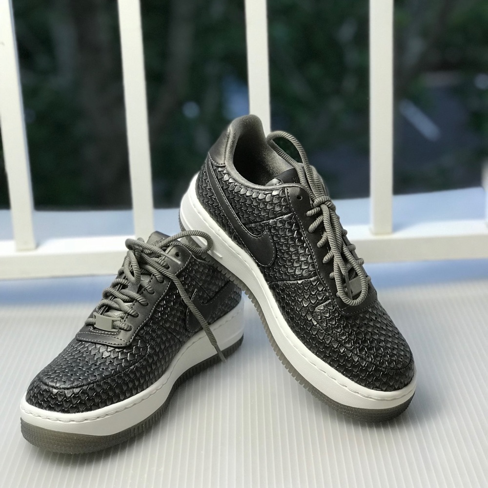 NWT Nike Air Force 1 Upstep PRM Mtls Pewter WMNS - Picture 4 of 8